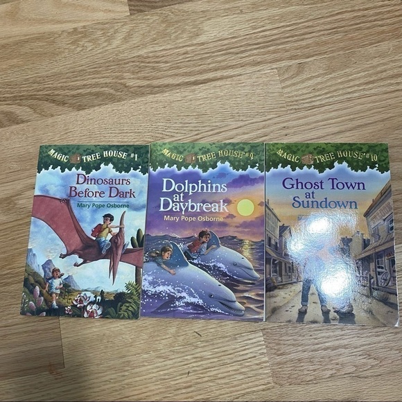 Magic Tree House Book Lot #1 9 10 Dolphins Kids Children’s Book Bundle - Picture 2 of 3